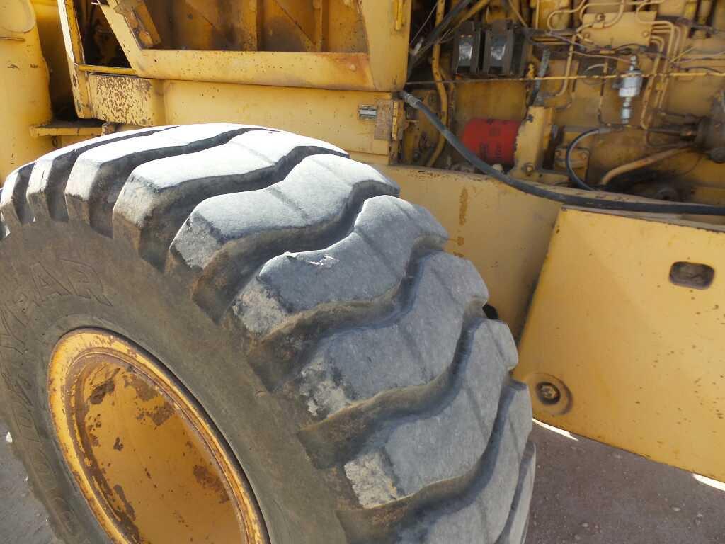 John Deere 644-B Wheel Loader