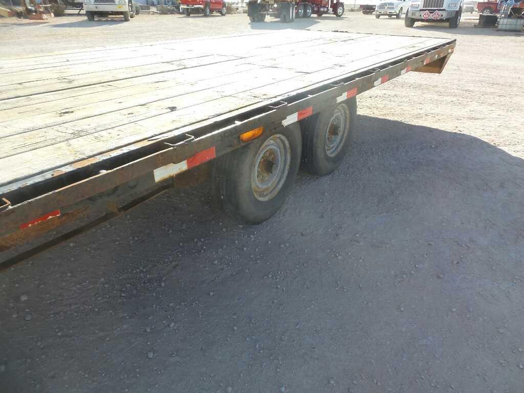 2013 PJ 30Ft Gooseneck Trailer