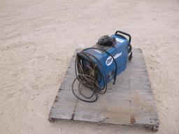 Miller Diversion 180 Welder