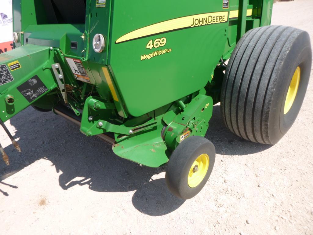 2015 John Deere 469 Mega Wide Baler Round Baler