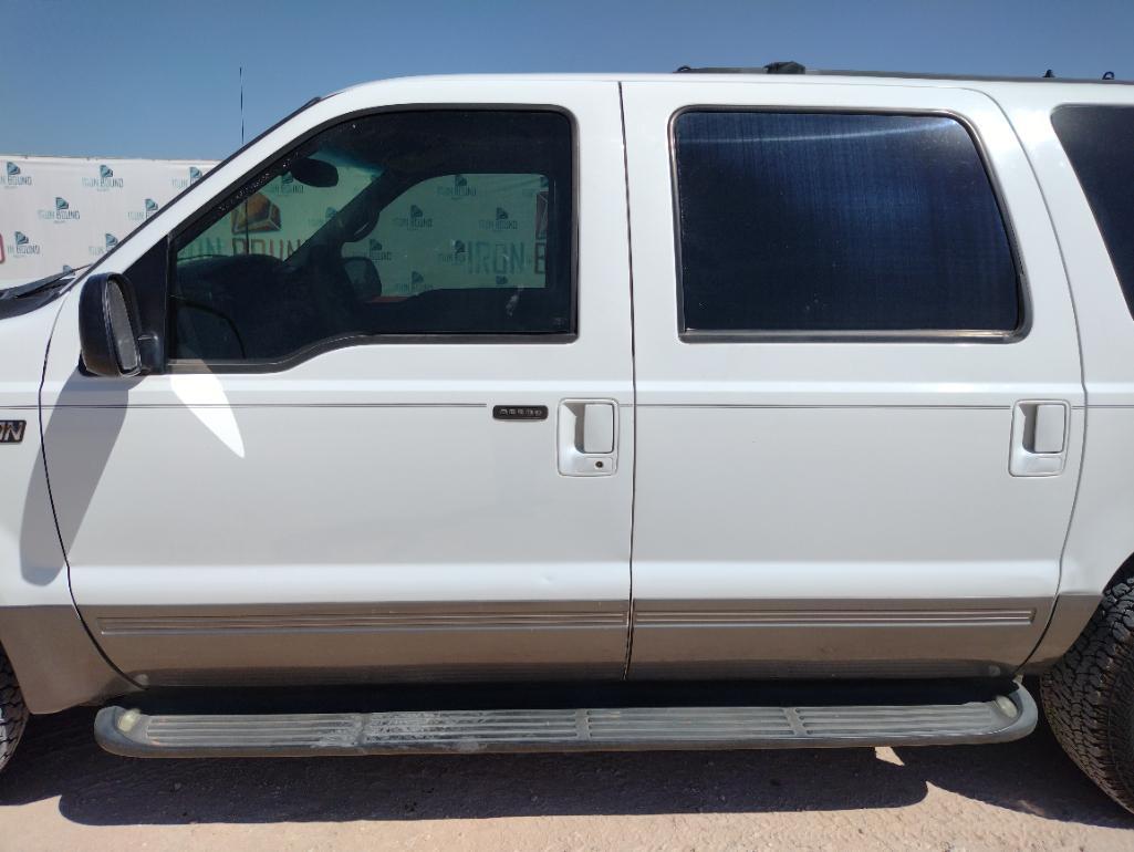 2002 Ford Excursion SUV