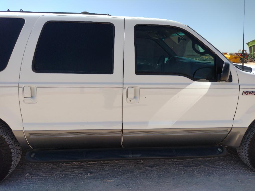 2002 Ford Excursion SUV