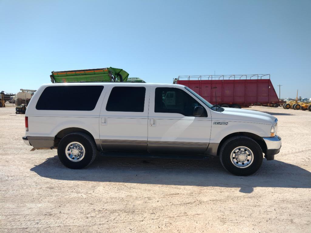 2002 Ford Excursion SUV