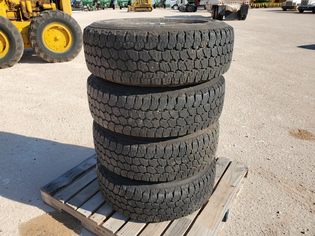 (4) Pickup Wheels/Tires 275/70 R 18