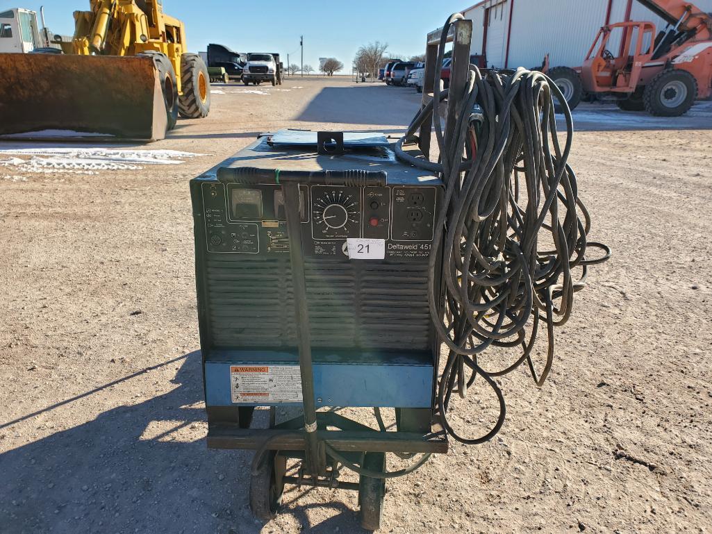 Miller Deltaweld 451 Welder