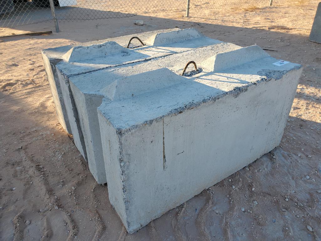 (2) Concrete Retaining Blocks 6ft X 2ft