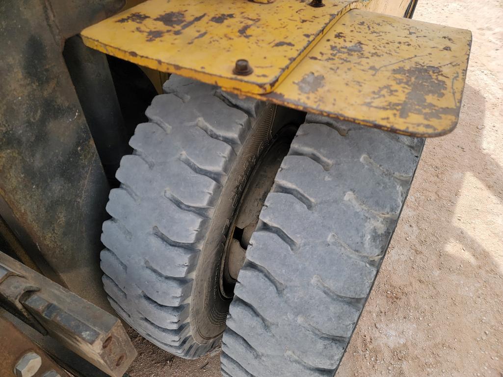 Cat DPL40 Forklift