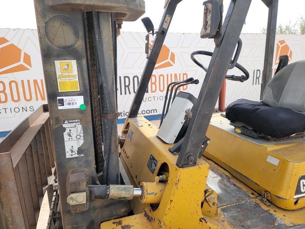 Cat DPL40 Forklift