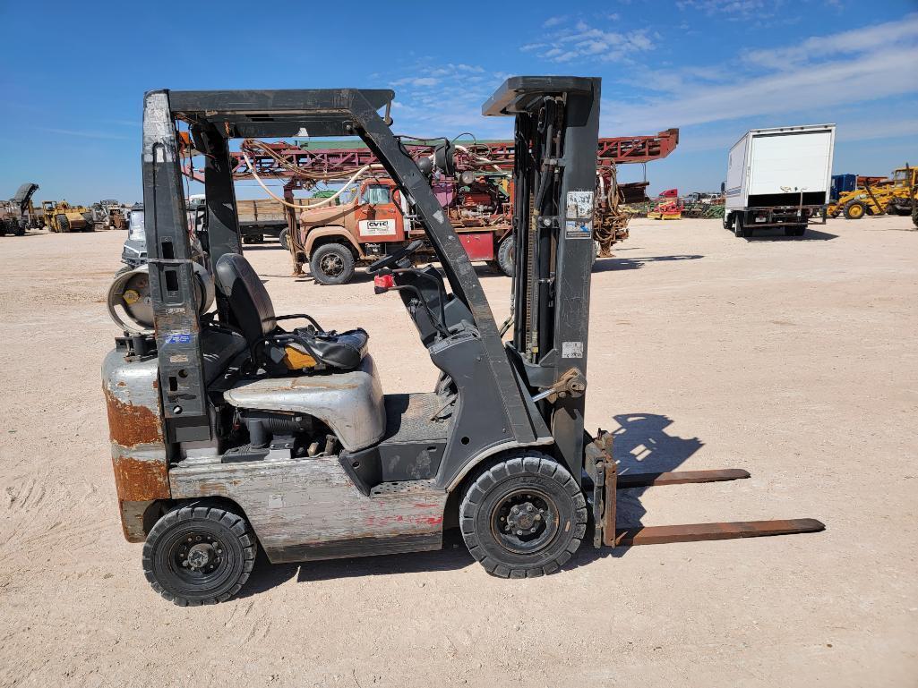 Nissan MPL01A15LV Forklift