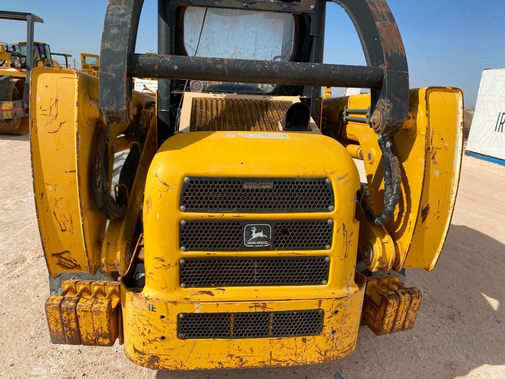 John Deere 270 Skid Steer Loader