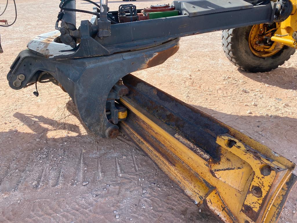 2009 John Deere 772GP Motor Grader