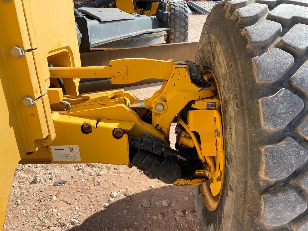 2009 John Deere 772GP Motor Grader