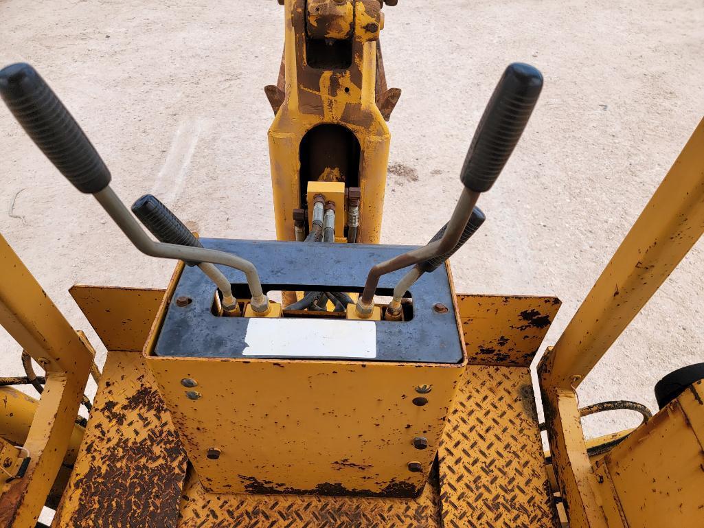 1977 John Deere 310A Backhoe