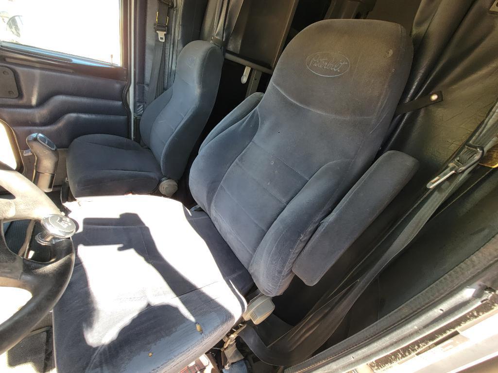 2005 Peterbilt 379 Truck Tractor