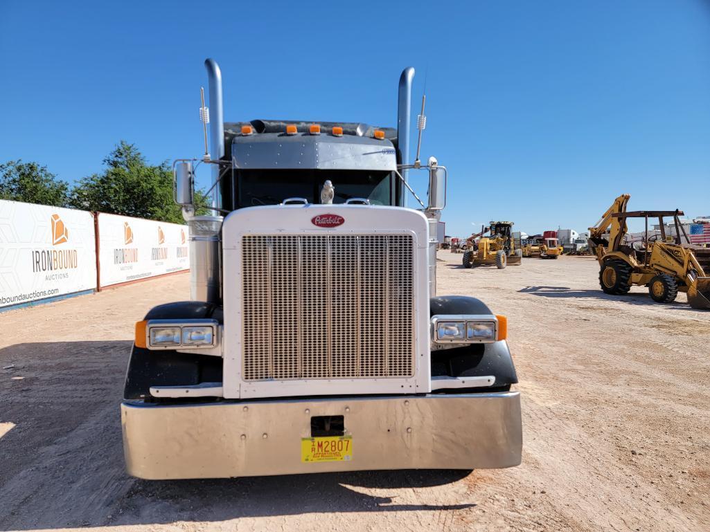 2005 Peterbilt 379 Truck Tractor