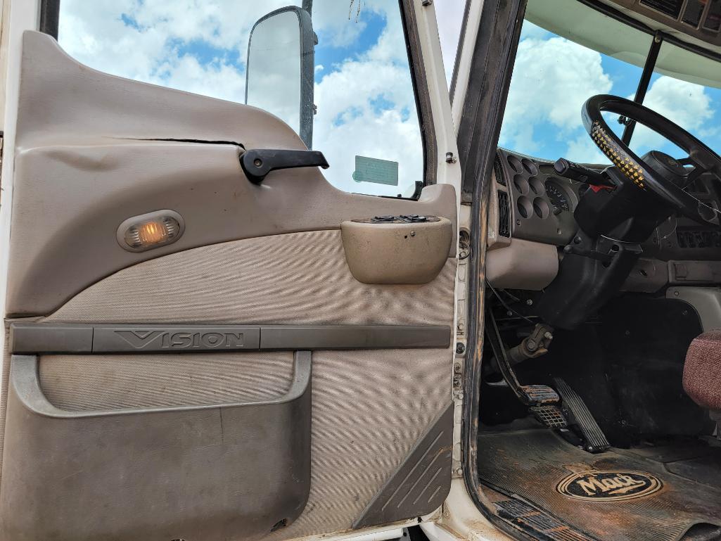 2004 Mack CX613 Truck Tractor