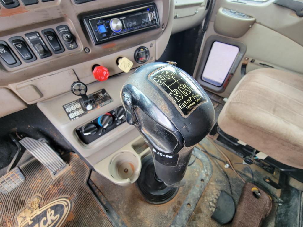 2004 Mack CX613 Truck Tractor