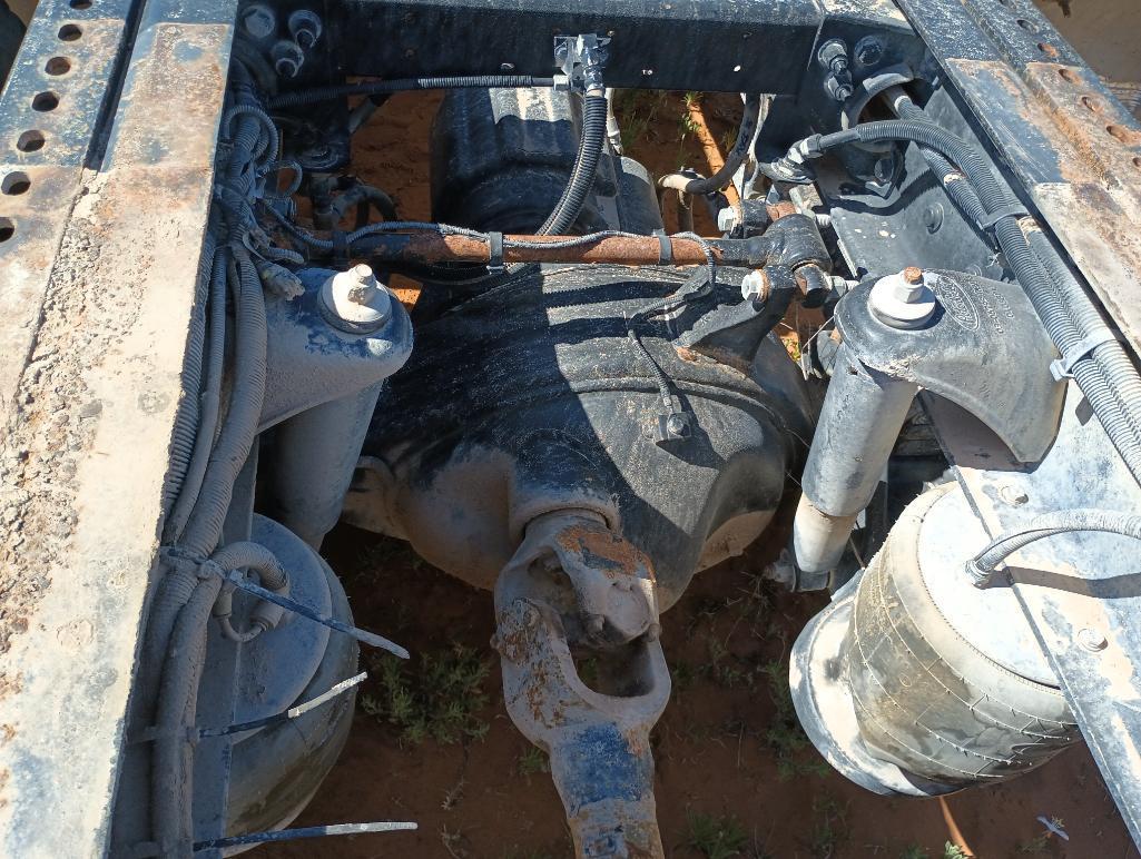 2011 Peterbilt Truck Tractor (Parts Only)
