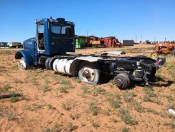2011 Peterbilt Truck Tractor (Parts Only)