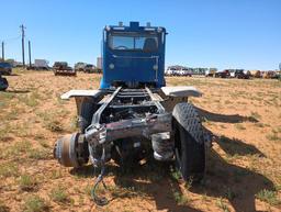 2011 Peterbilt Truck Tractor (Parts Only)