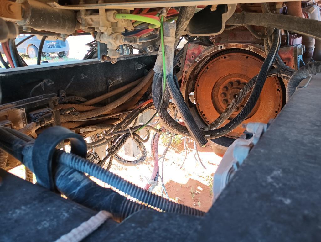 2011 Peterbilt Truck Tractor (Parts Only)