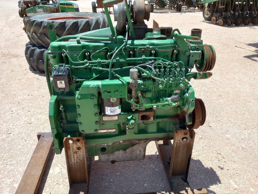 John Deere 7.6L Diesel Engine
