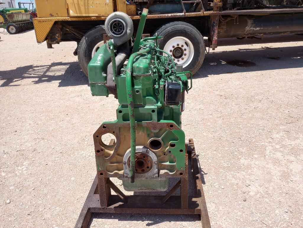 John Deere 7.6L Diesel Engine