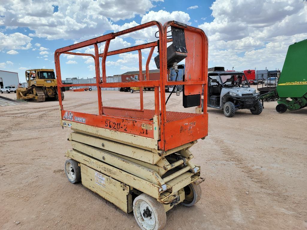 1999 JLG 2032E2 Scissor Lift
