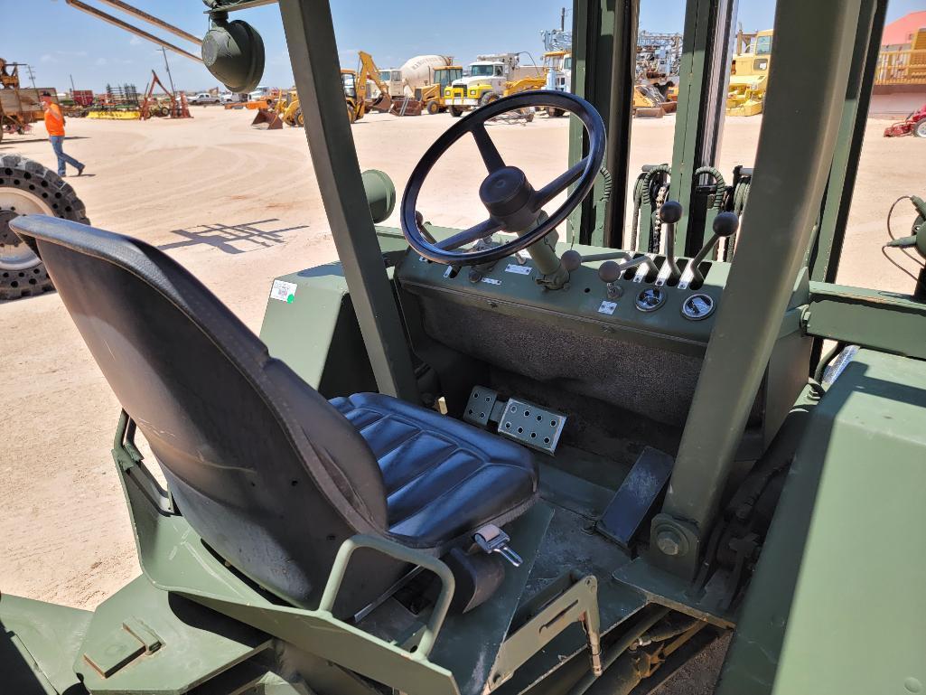 1982 Case M4K Rough Terrain Forklift