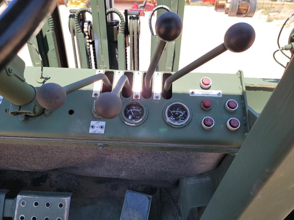 1982 Case M4K Rough Terrain Forklift