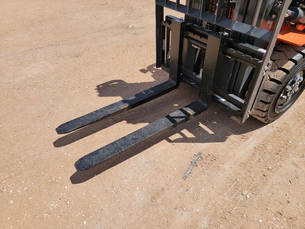 2023 FDF Equipment CPCD35T3 Forklift