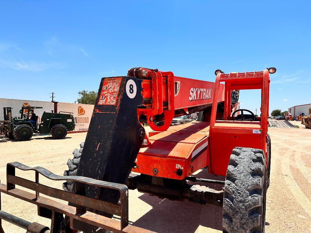 Sky Trak 8042 Telescopic Forklift
