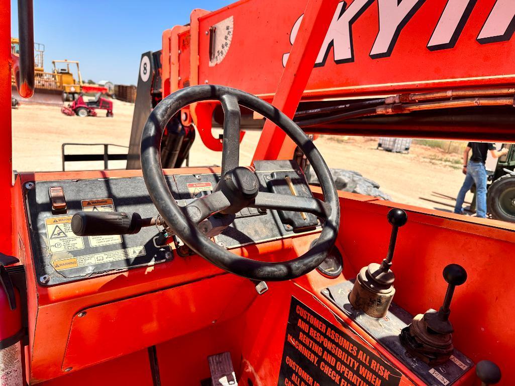 Sky Trak 8042 Telescopic Forklift