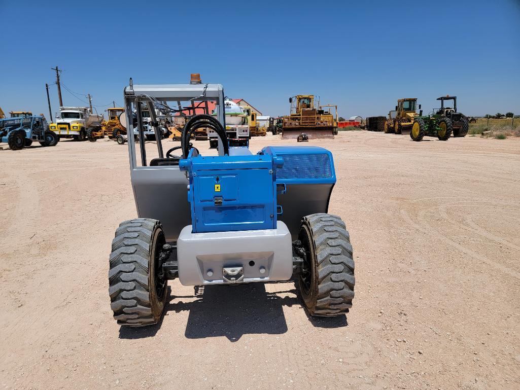 Genie GTH-5519 Telescopic Forklift