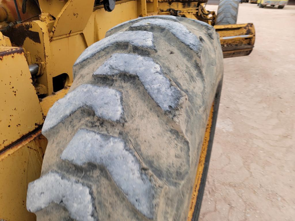 Champion 730A Motor Grader