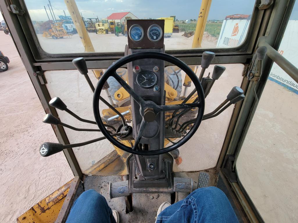 Champion 730A Motor Grader