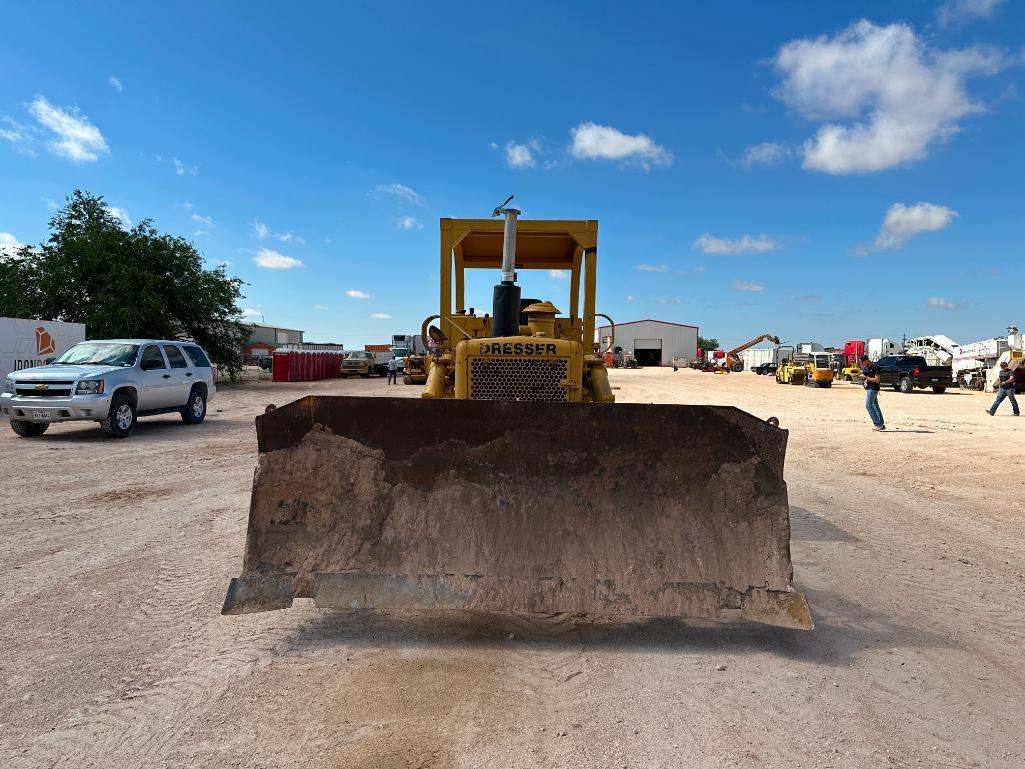 Dresser TD-15C Crawler Dozer