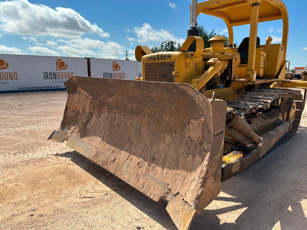 Dresser TD-15C Crawler Dozer