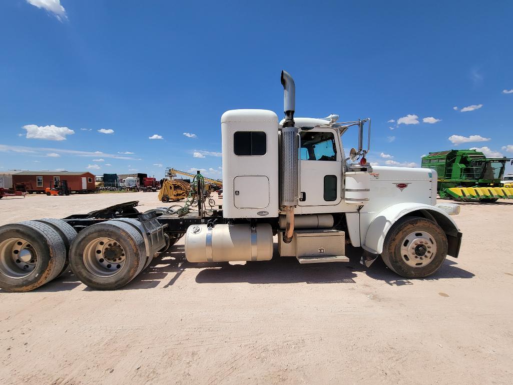 2008 Peterbilt 388 Truck Tractor