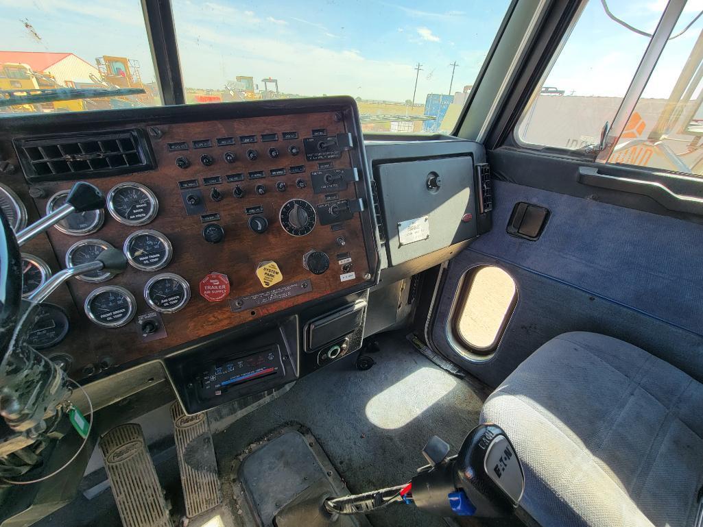 1990 Peterbilt 379 Truck Tractor