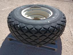 (1) Wheel w/Tire Size 18.4-26