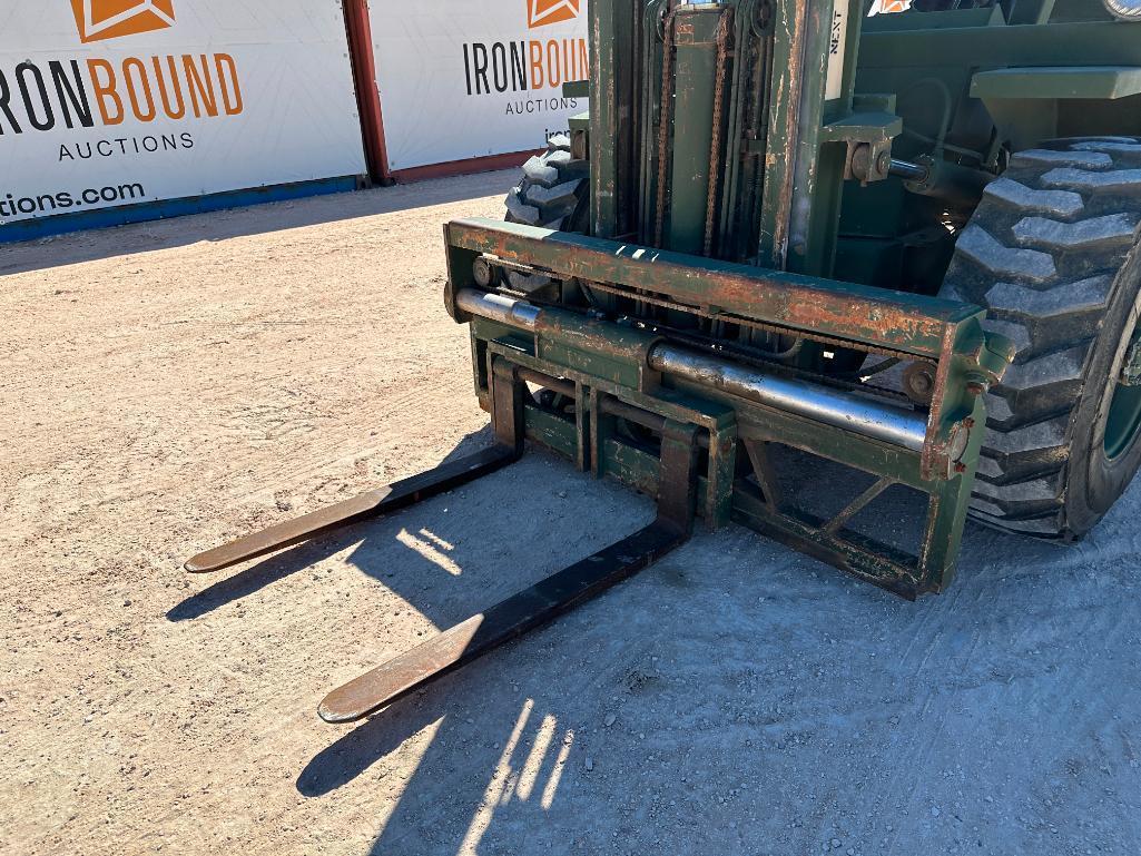 1982 Case M4K Rough Terrain Forklift