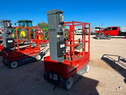 Self Propelled One Person Lift