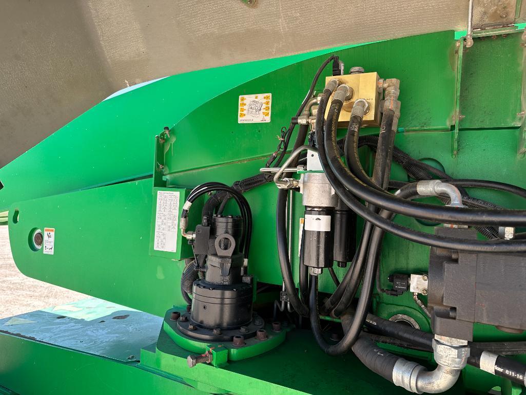 2015 Genie S-80X Telescopic Manlift