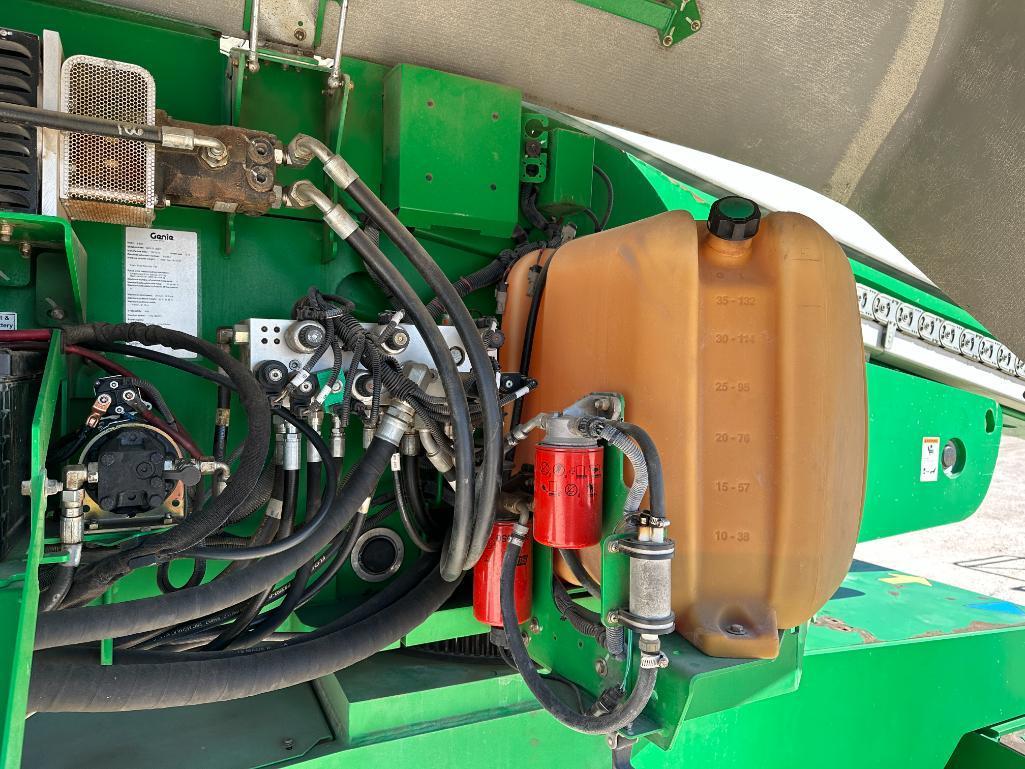 2015 Genie S-80X Telescopic Manlift