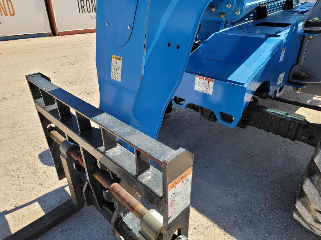 2014 Genie GTH-844 Telescopic Forklift