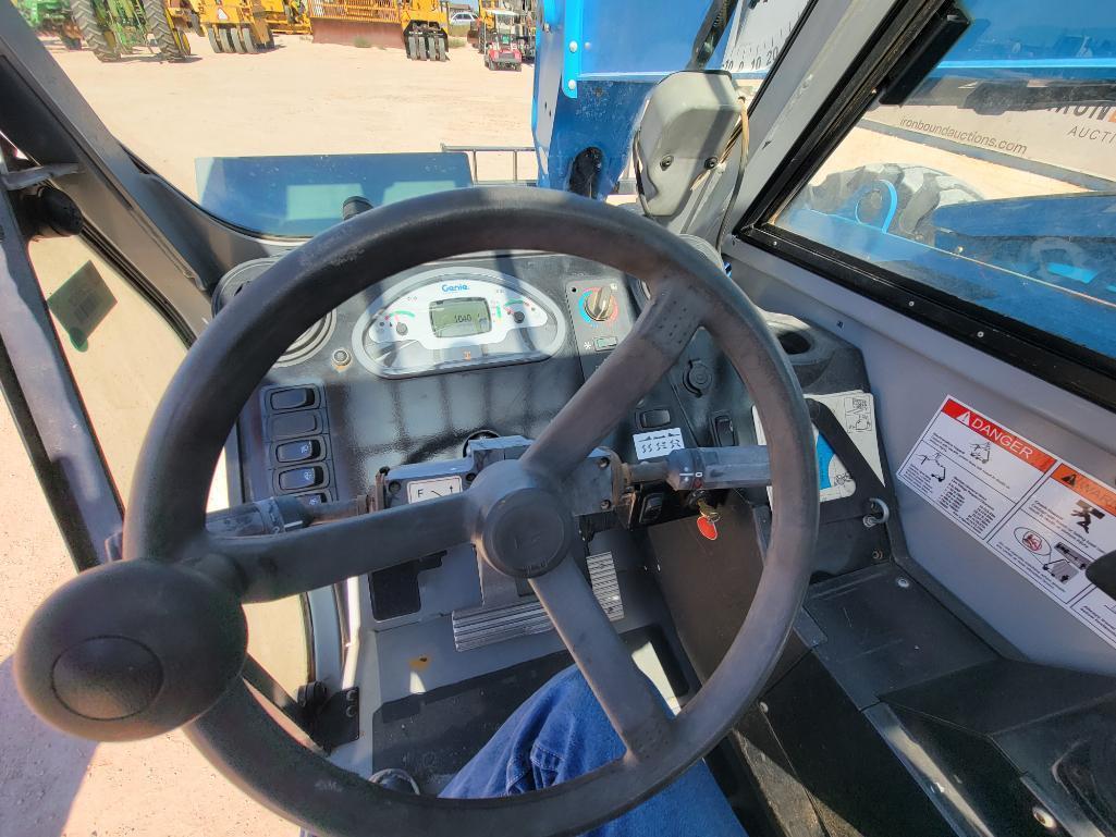 2014 Genie GTH-844 Telescopic Forklift