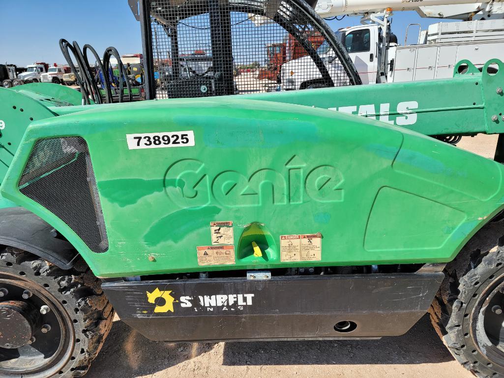 Genie GTH-5519 Telescopic Forklift