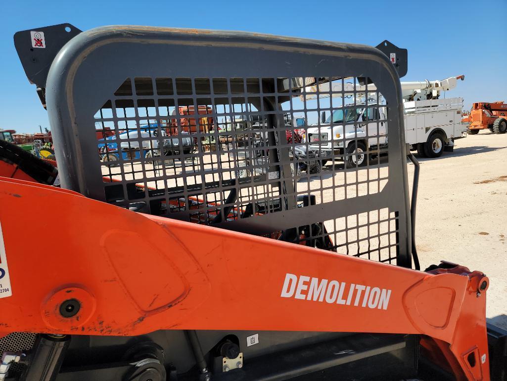 Kubota SVL 65-2 Skid Steer Loader