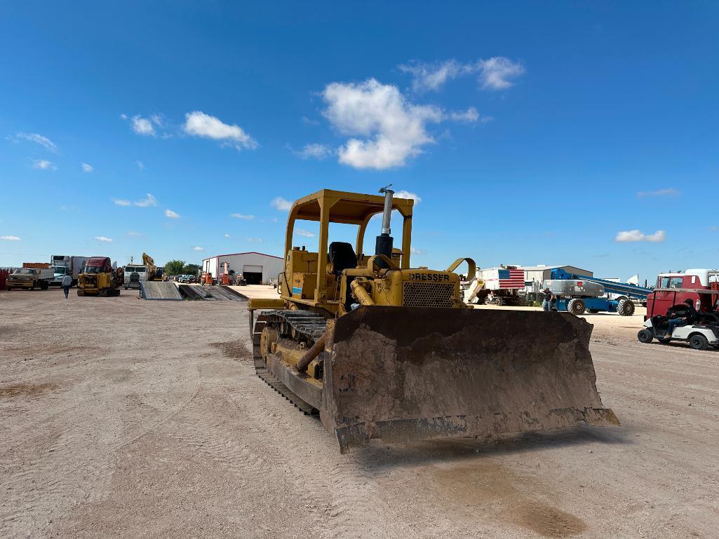 Dresser TD-15C Crawler Dozer